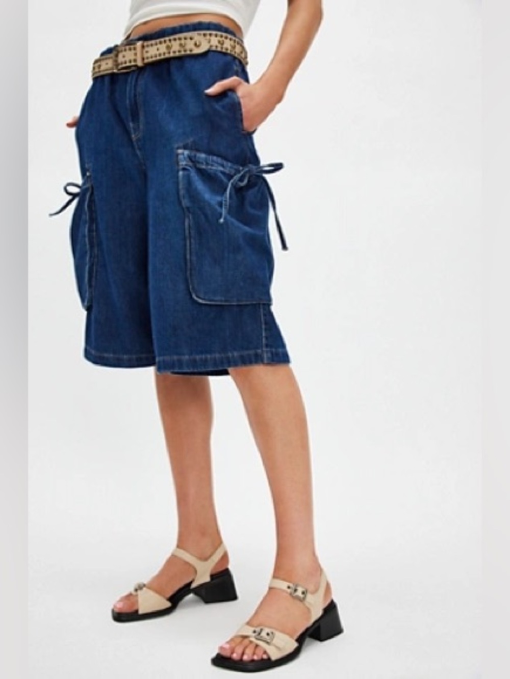 NWT Free People We The Free Marty Pull-On Crop / Cargo Denim Shorts - Picture 4 of 16